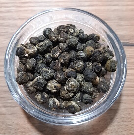 Jasmin Dragon Pearl Green Tea
Zeleni čaj s jasminom